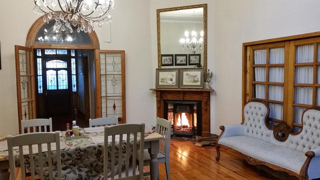 Bauhenia Guesthouse Potchefstroom Extérieur photo
