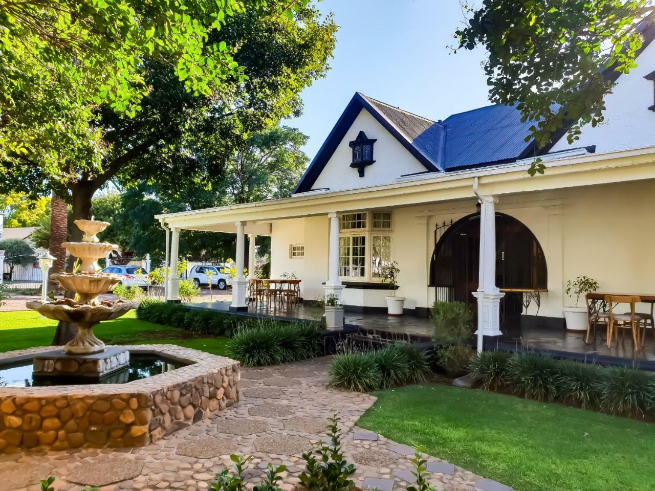Bauhenia Guesthouse Potchefstroom Extérieur photo